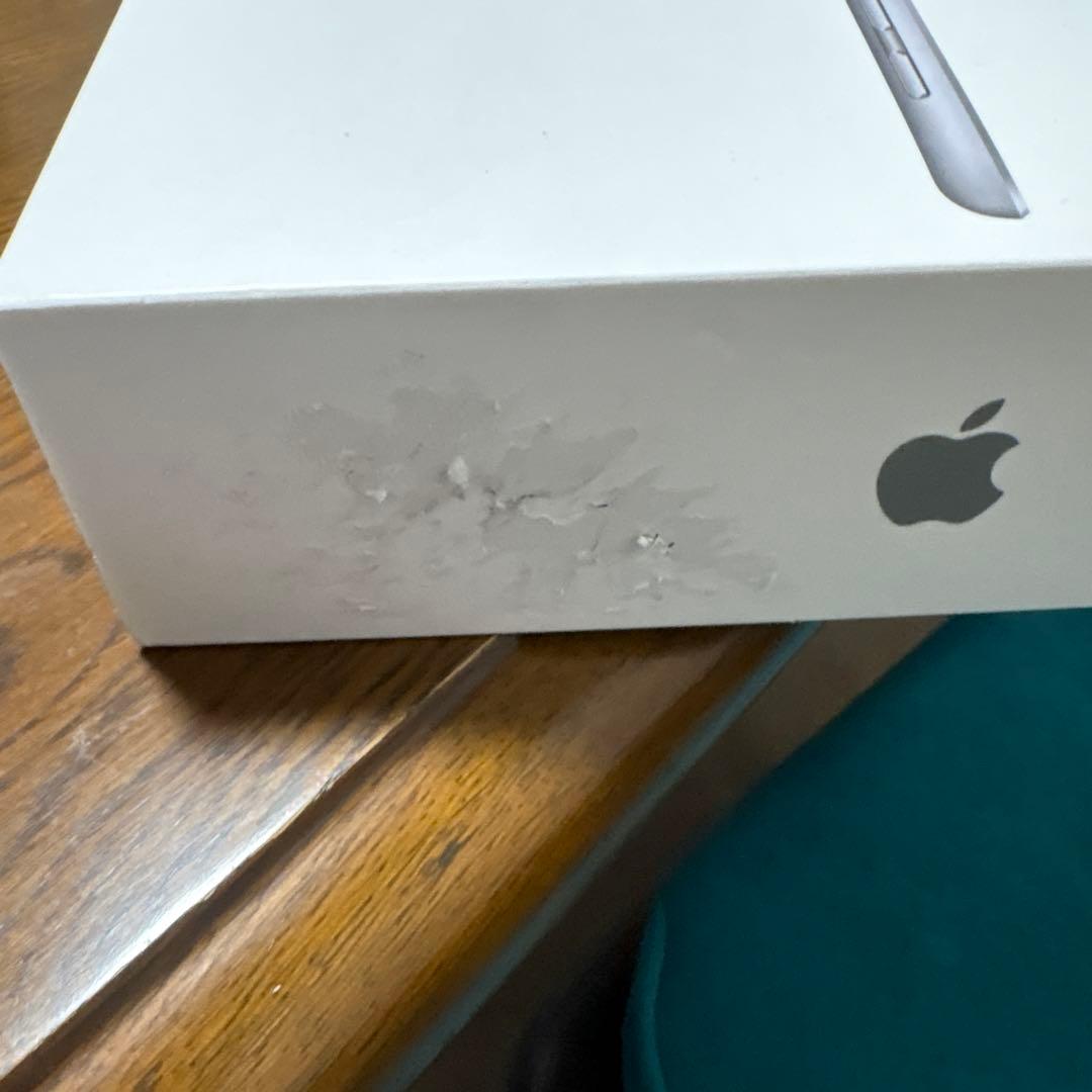 【美品】Apple iPad（第6世代）9.7インチ