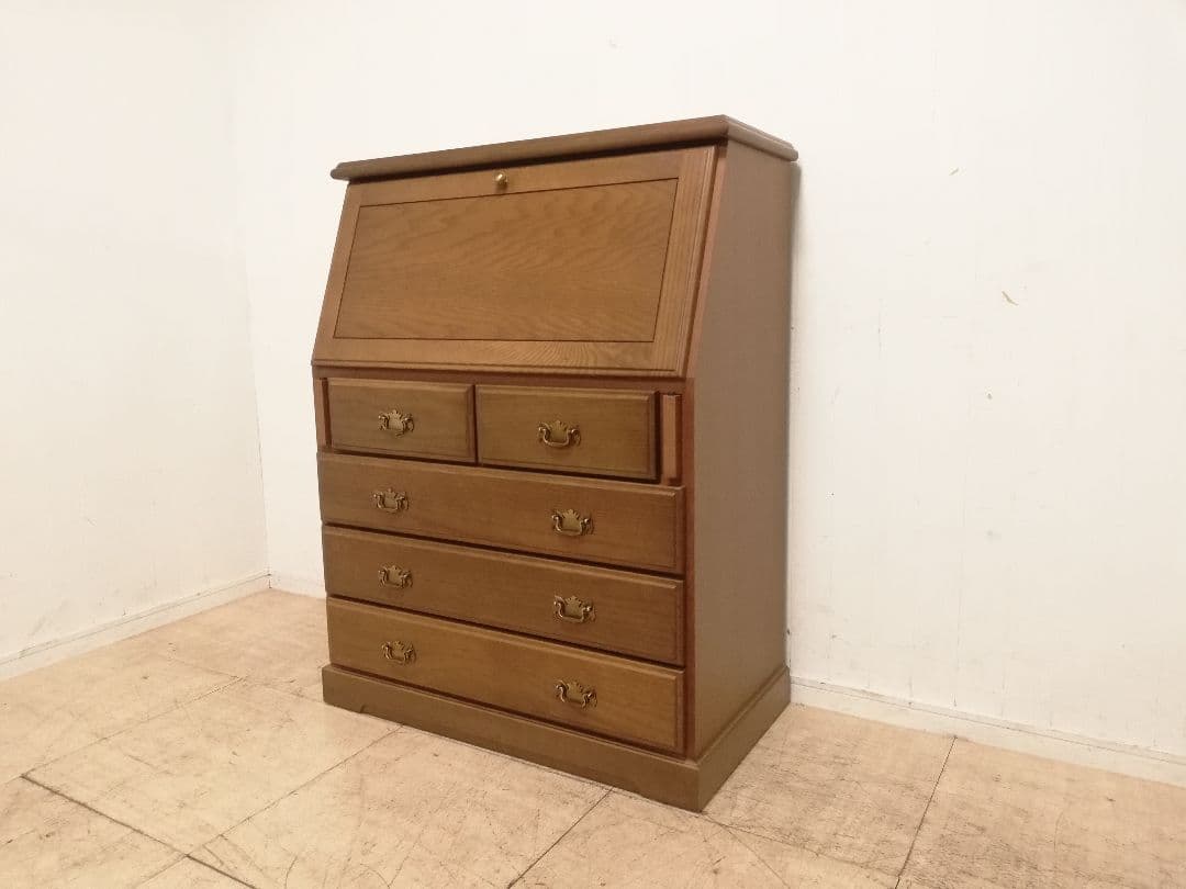 モデルルーム展示品　天然木楢材を使用したライティングビューローデスク 書斎机