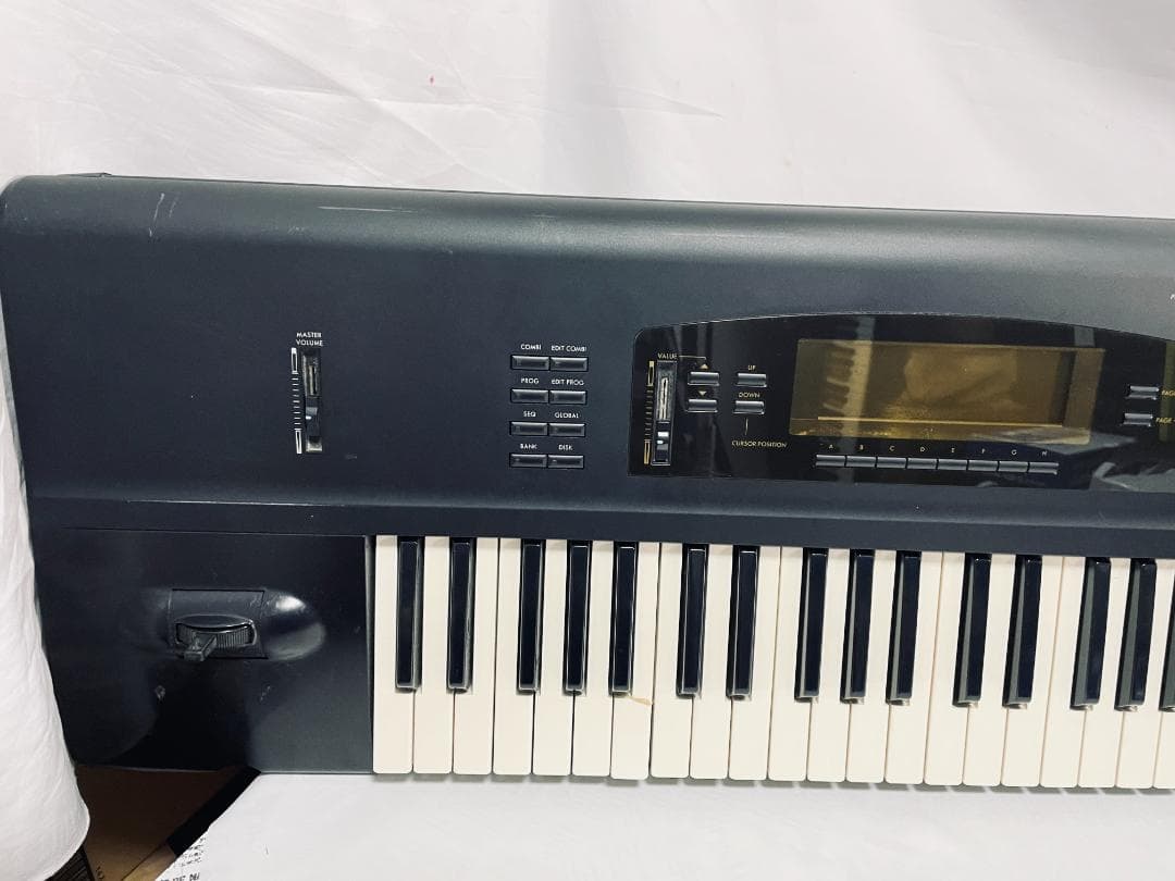 KORG シンセサイザー 01/W FD MUSIC WORK STATION