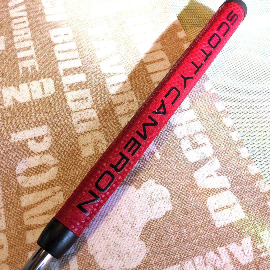 Scotty Cameron Select Newport2 2016（左）