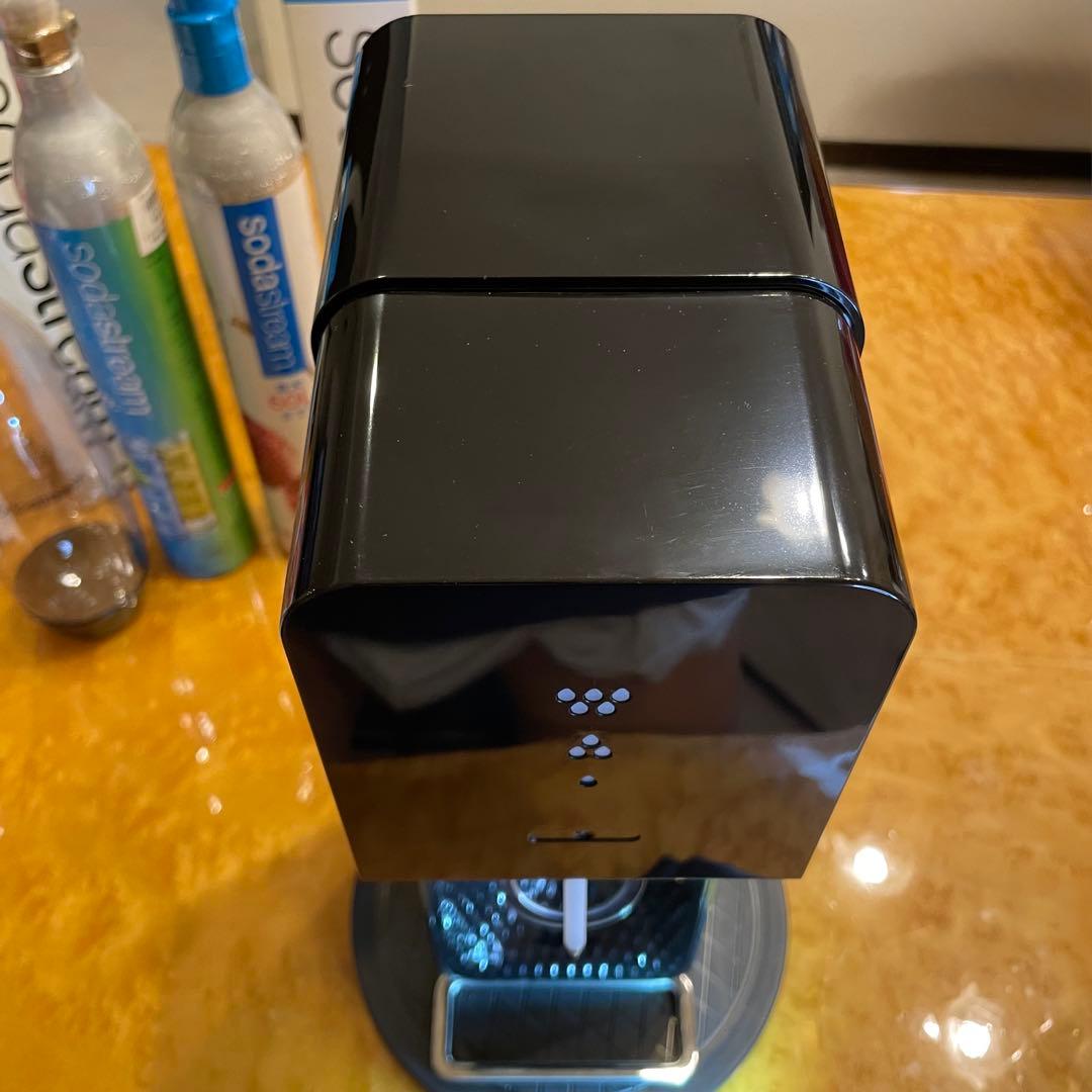 ソーダストリーム SourceV3ガスシリンダー2本、オマケで1Lボトル1本付き