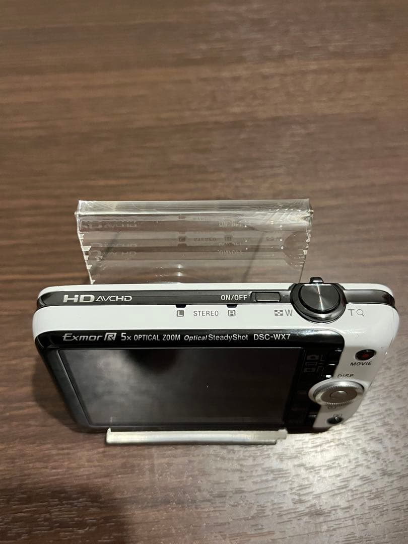 リリ　SONY Cyber-shot DSC-WX7 ホワイト