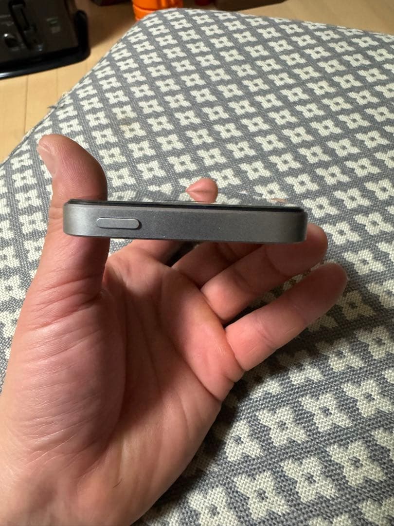 iPhone SE 第一世代 64 GB docomo SIMフリー