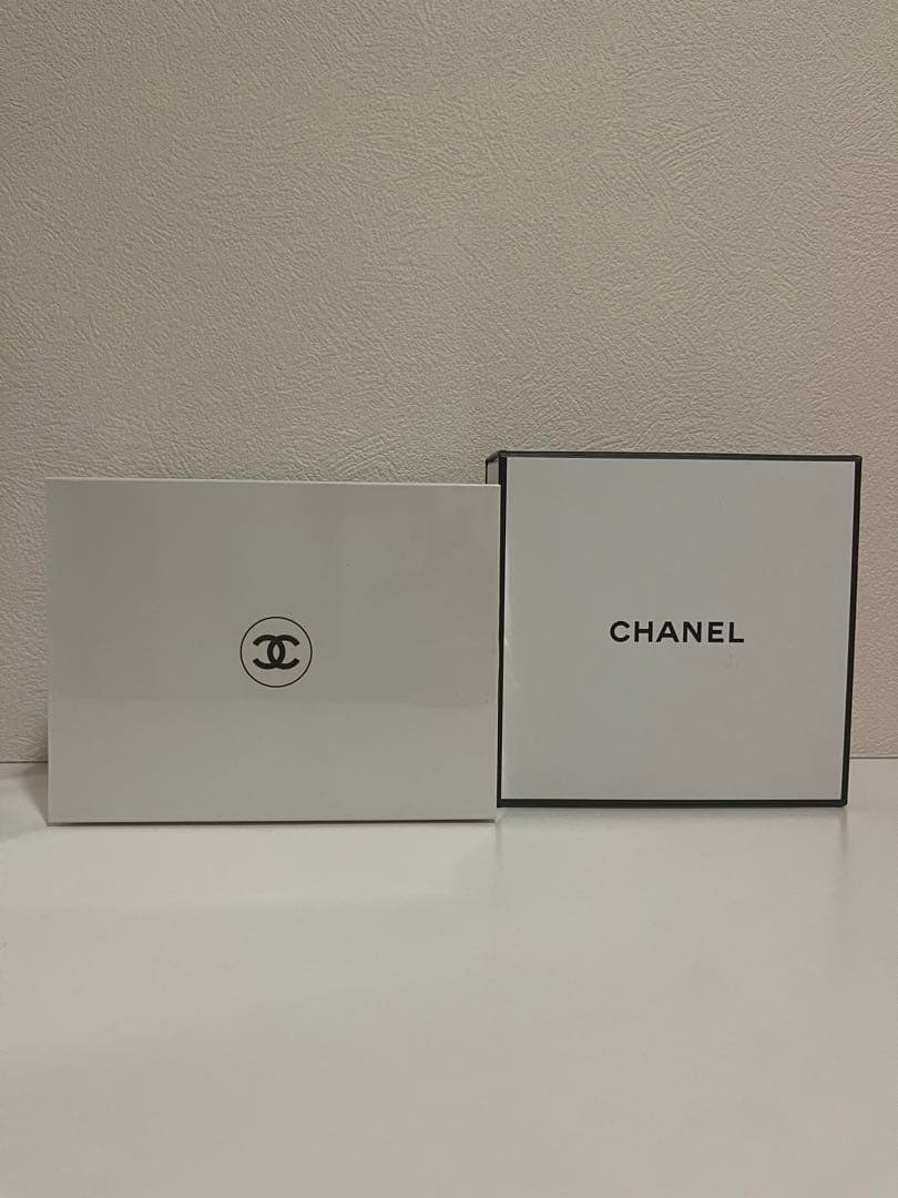 トルネード⭐︎CHANEL シャネル ハンドクリーム　日焼け止め コットン