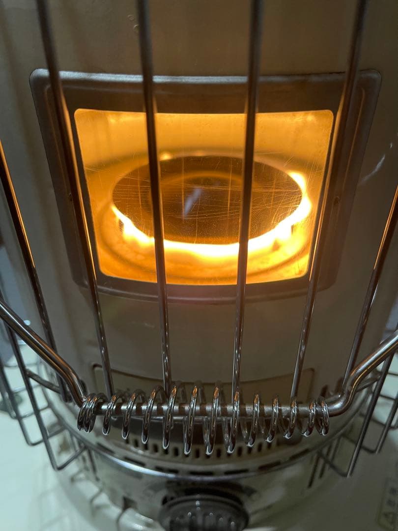 トヨトミ 石油ストーブ　KSA−120B