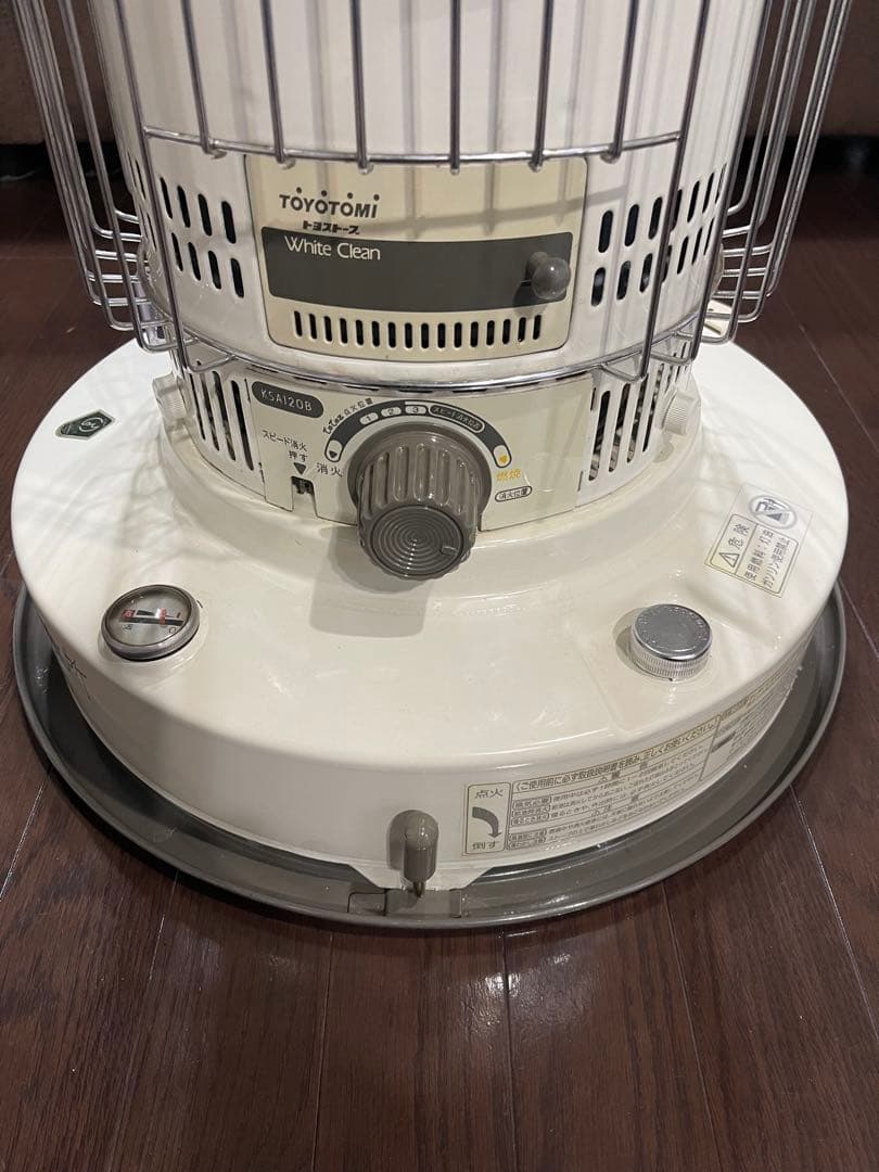 トヨトミ 石油ストーブ　KSA−120B