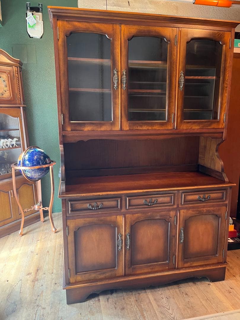 カリモク コロニアル 食器棚 カップボード インテリア アンティーク