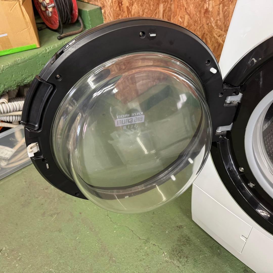 300 日立ドラム式洗濯機　大人気乾燥付きモデル　11/6キロ　左開き　小型