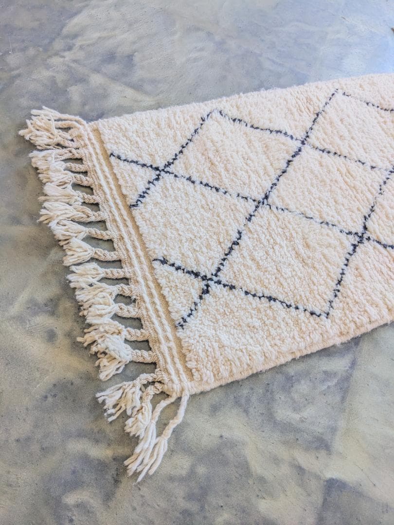 【限定セール中】-モロッコ-ミニベニワレンラグ-No.21(65×111cm)