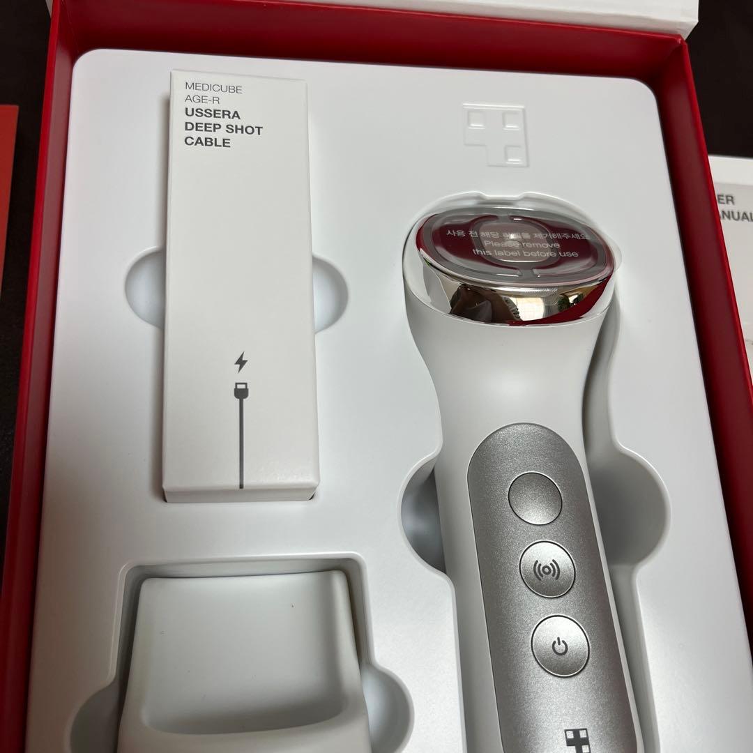 メディキューブ　美顔器　ユーセラディープショット　AGE-R