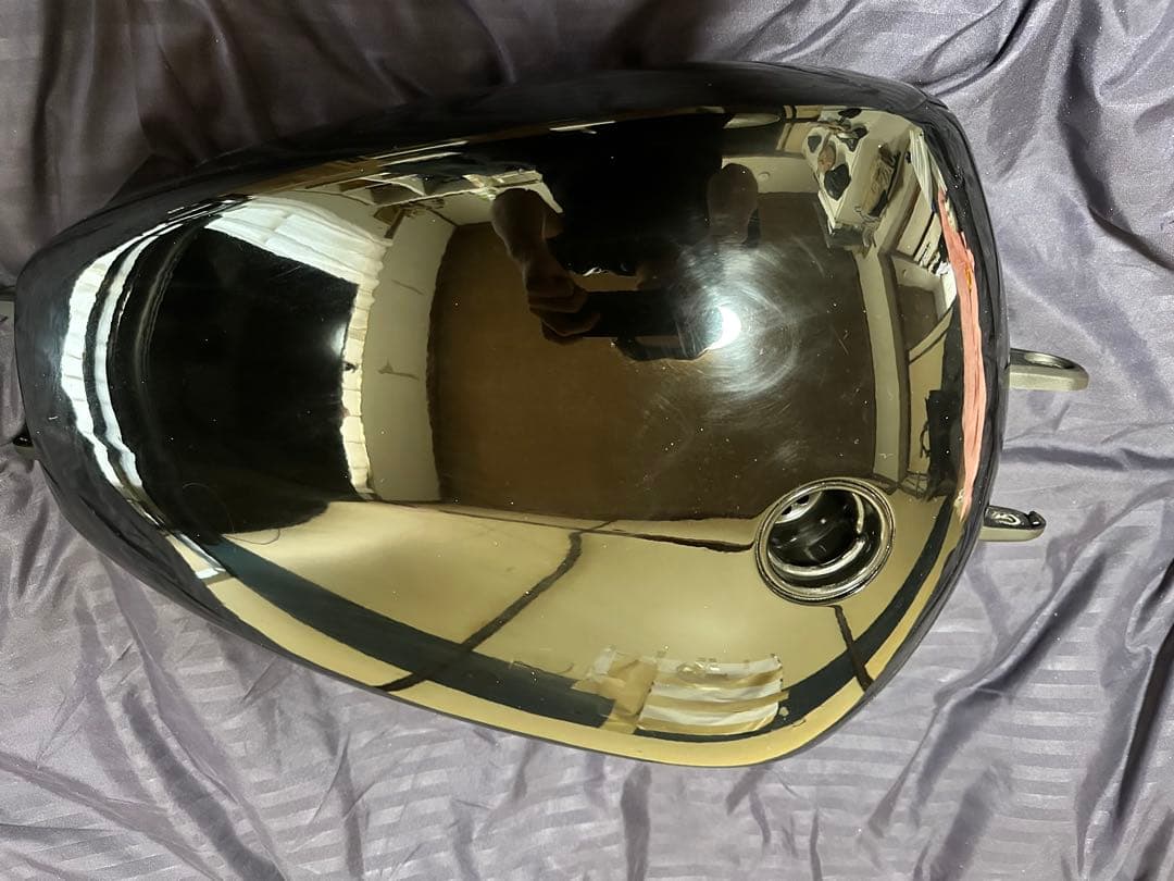 ハーレーダビッドソン　22年FXST純正タンク