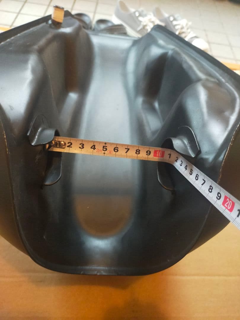 yb125spで使用　汎用バイクタンク