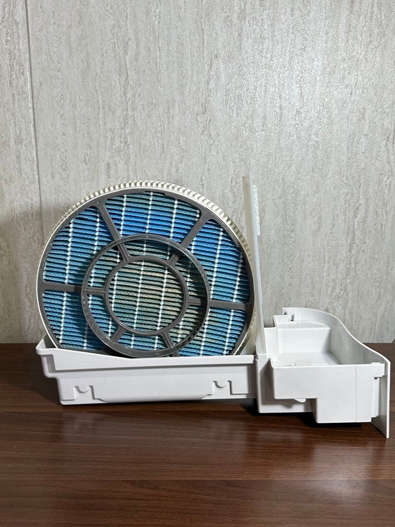 即日発送　美品　シャープ　加湿空気清浄機　2022　KC-50TH4-W