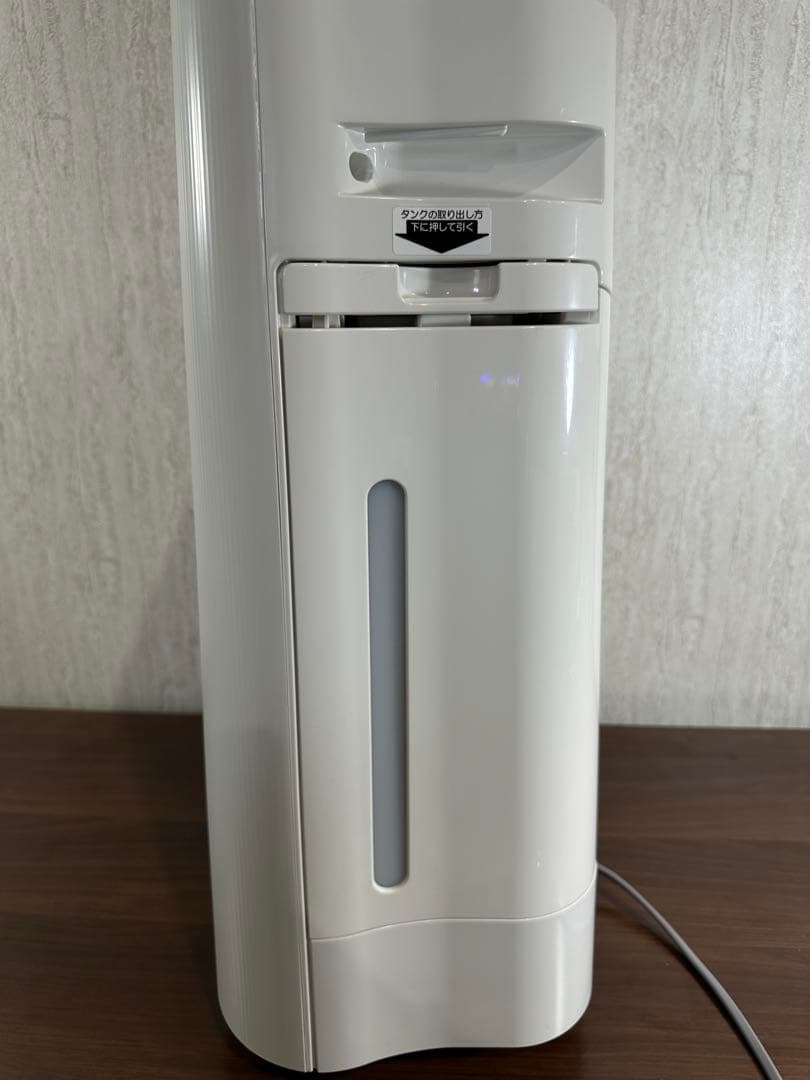 即日発送　美品　シャープ　加湿空気清浄機　2022　KC-50TH4-W