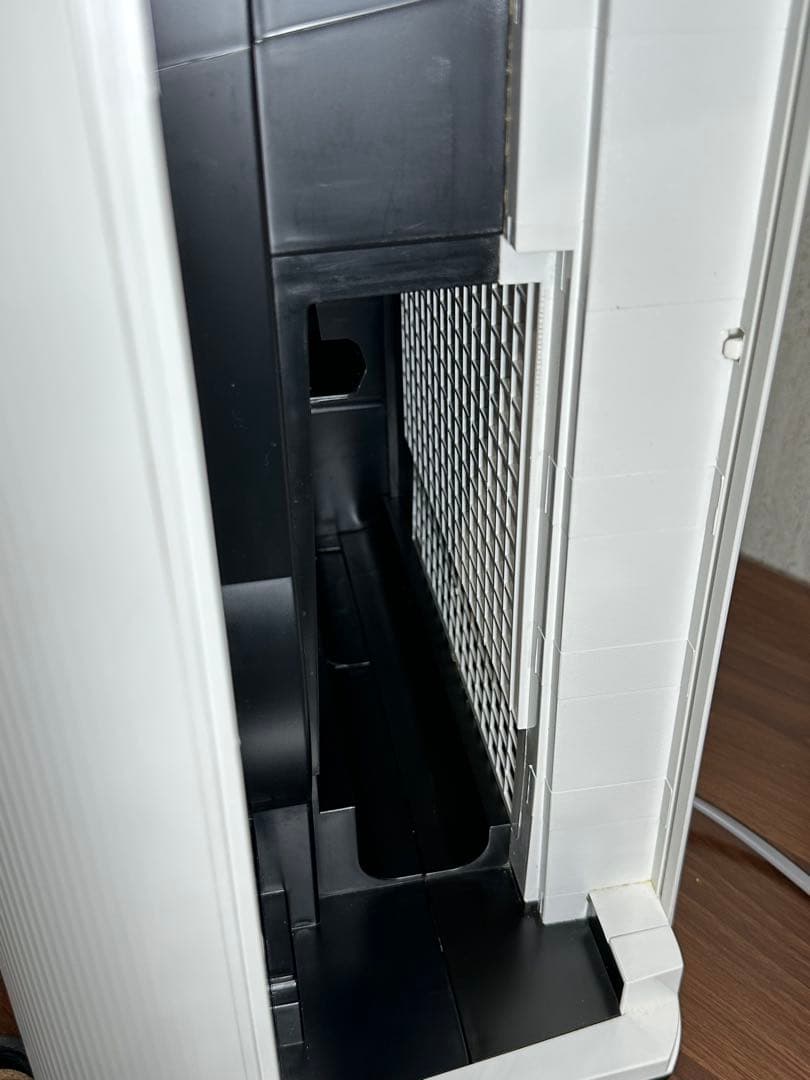 即日発送　美品　シャープ　加湿空気清浄機　2022　KC-50TH4-W