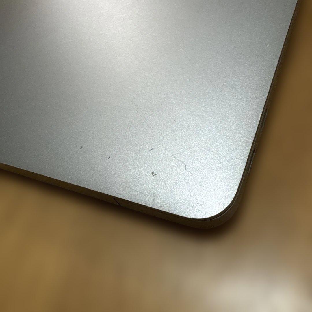 MacBook本体 MacBook Pro 2016 13inch 2 Thunderbolt 3