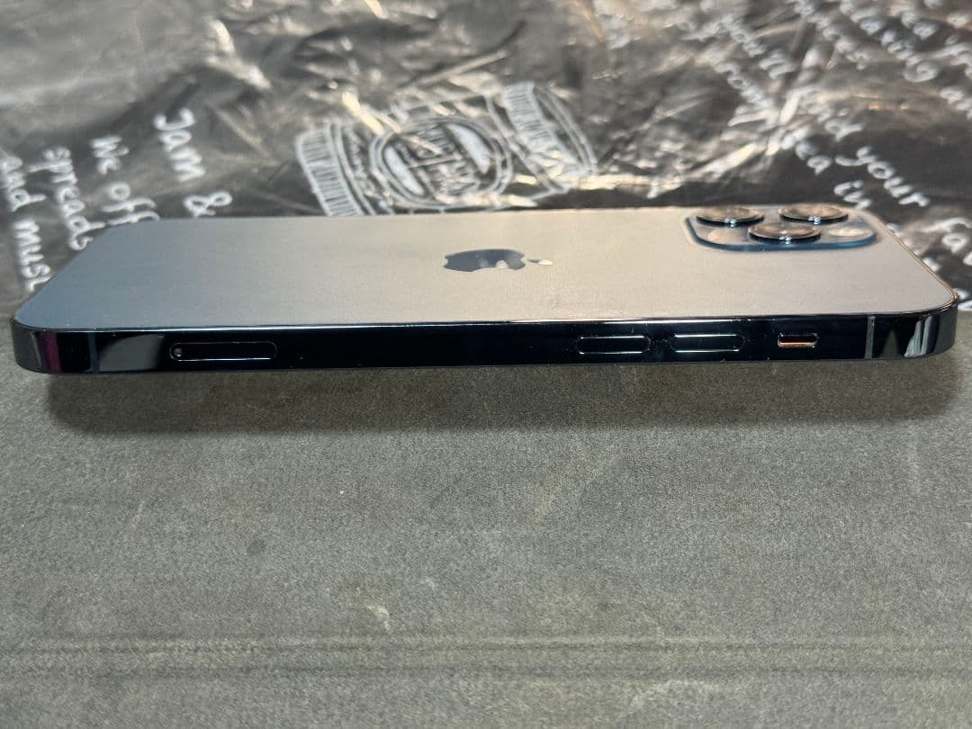 Apple iPhone 12pro 256GB ブルー（ジャンク扱い品）