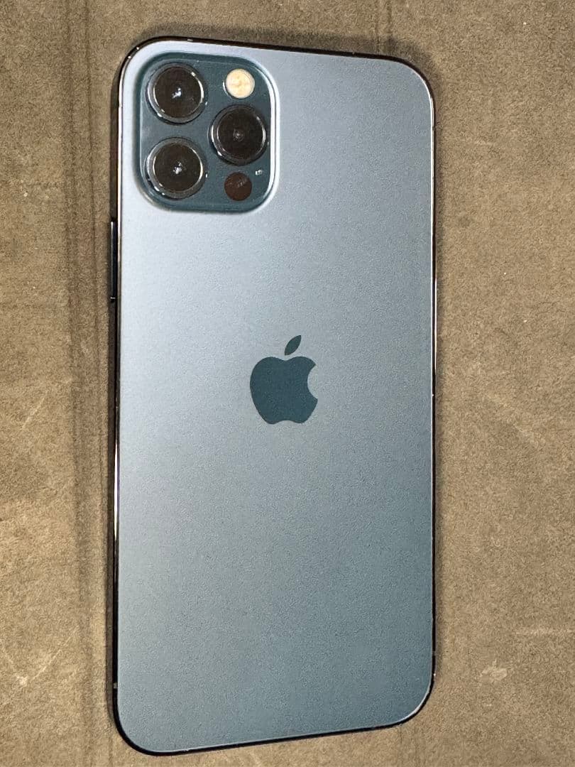 Apple iPhone 12pro 256GB ブルー（ジャンク扱い品）