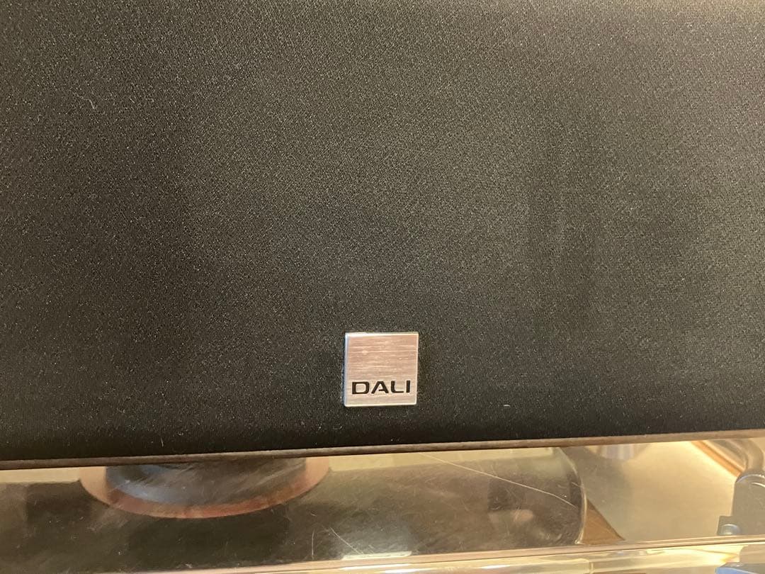 DALI SPEKTOR VOKAL センタースピーカー 別売り台座付き