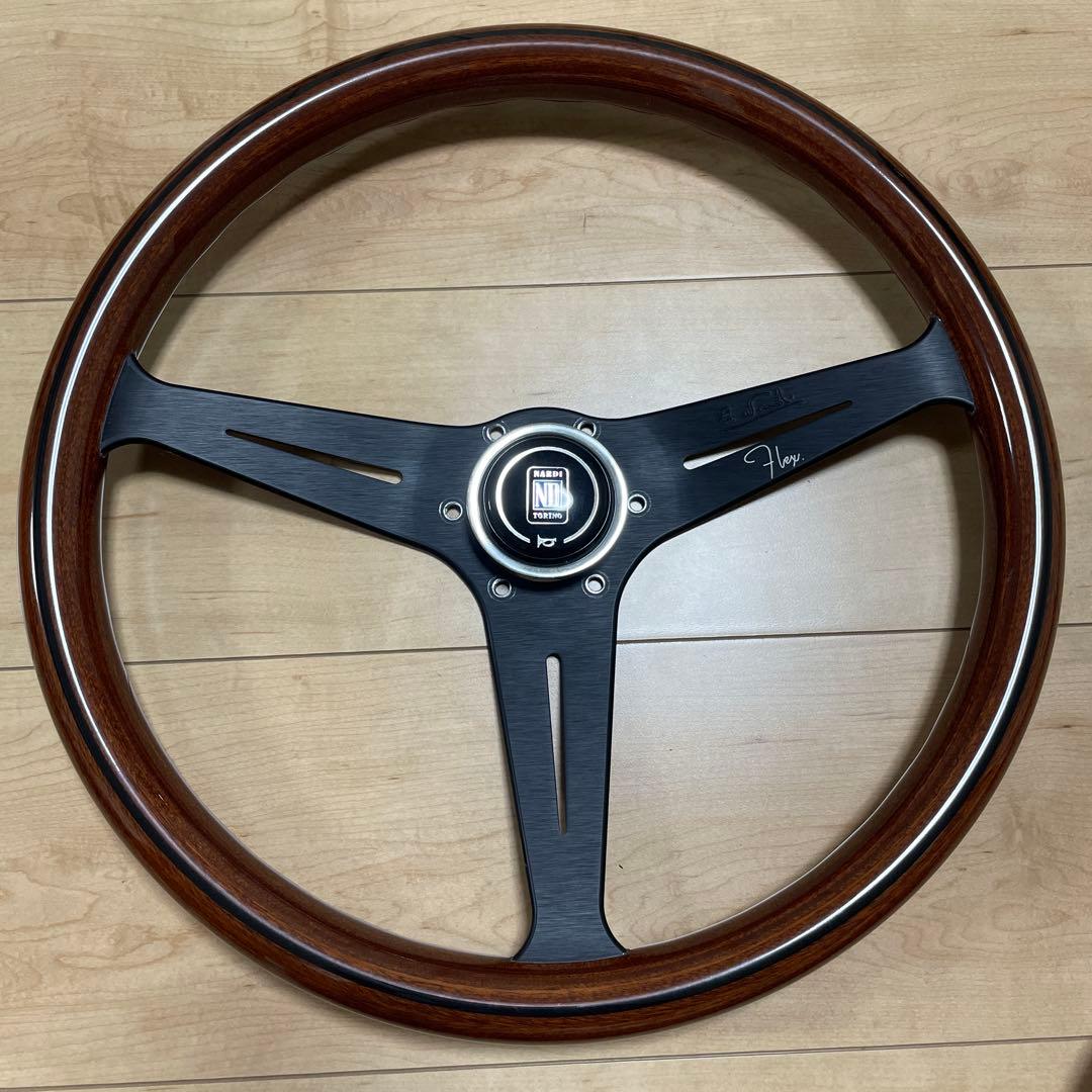 ナルディ クラシックウッド ステアリング ブラック 39センチ
