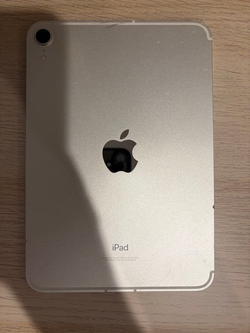 iPad mini 第6世代 64GB セルラーモデル スターライト