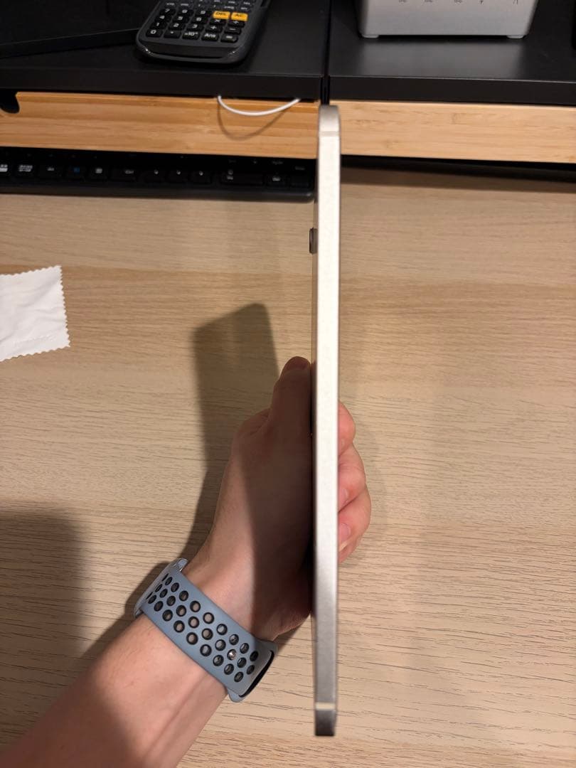 iPad mini 第6世代 64GB セルラーモデル スターライト