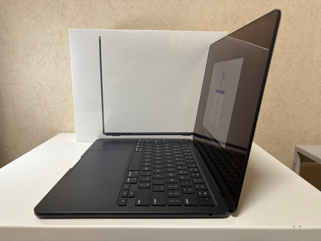 M2 MacBook Air 13インチ ミッドナイト (16GB/USキー)