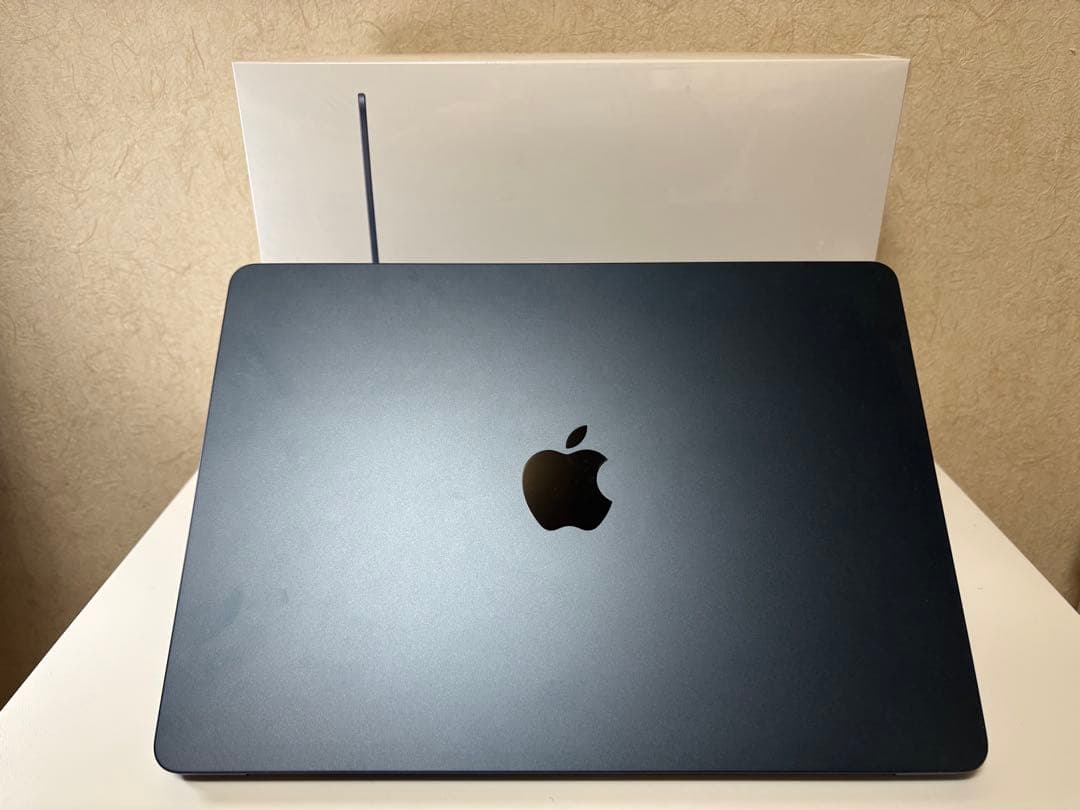 M2 MacBook Air 13インチ ミッドナイト (16GB/USキー)