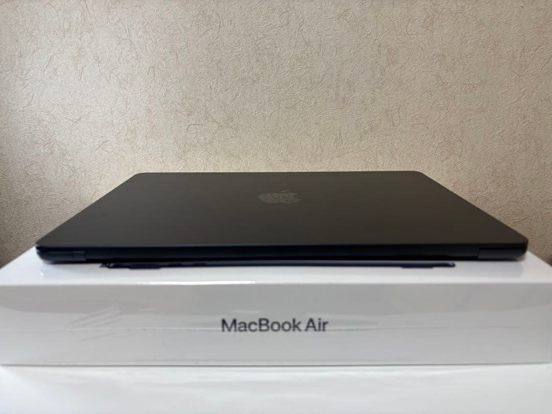 M2 MacBook Air 13インチ ミッドナイト (16GB/USキー)