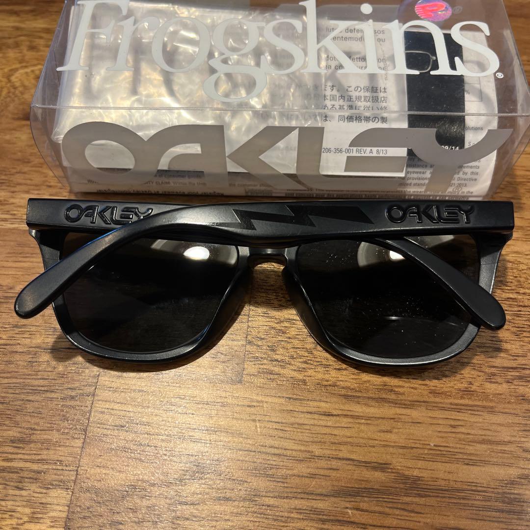 小物 Oakley Frogskins wtaps supreme