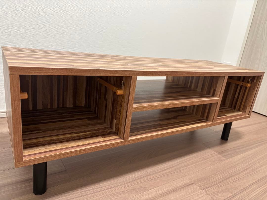 テレビ台　ローボード　幅：110cm 奥行：35cm 高さ：40cm