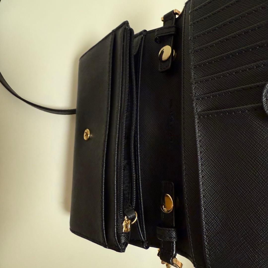 マイケルコース Jet Set Wallet on a Chain 黒