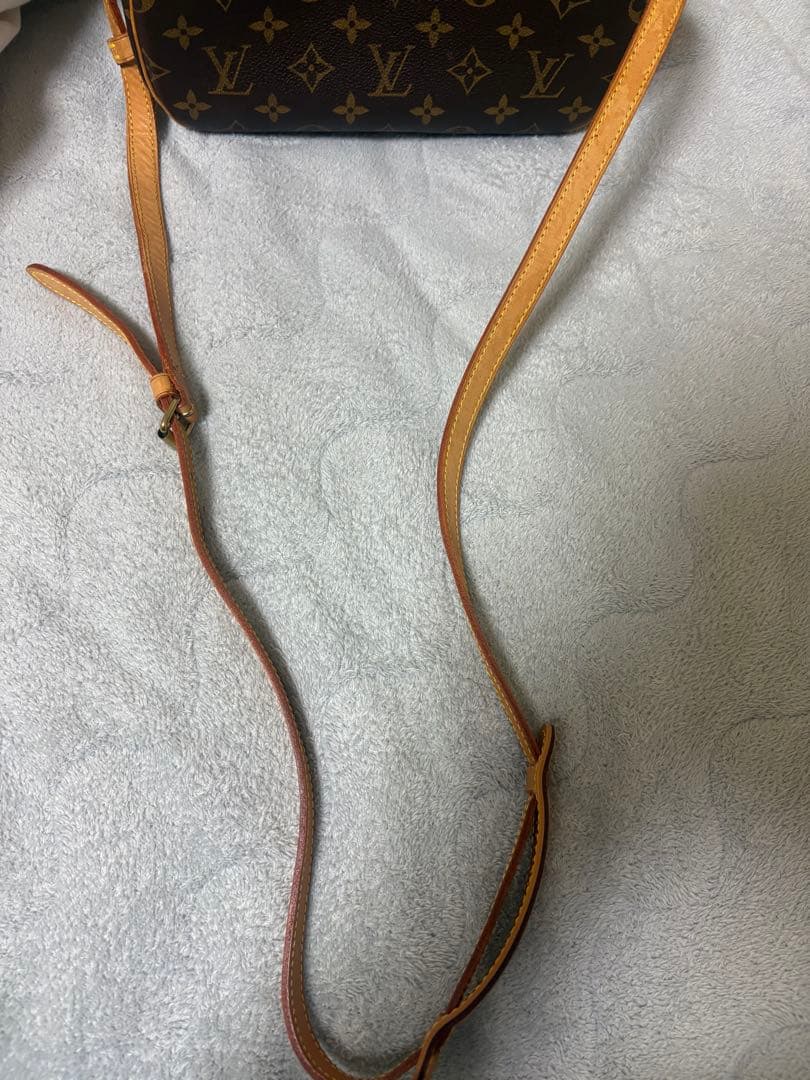 モノグラムブロワショルダーバッグ