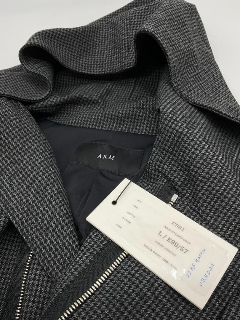 【未使用】AKM ラップフーデッドコート 定価13万円　L