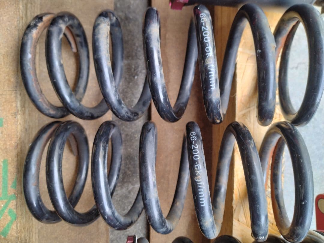 プリウス50系 車高調