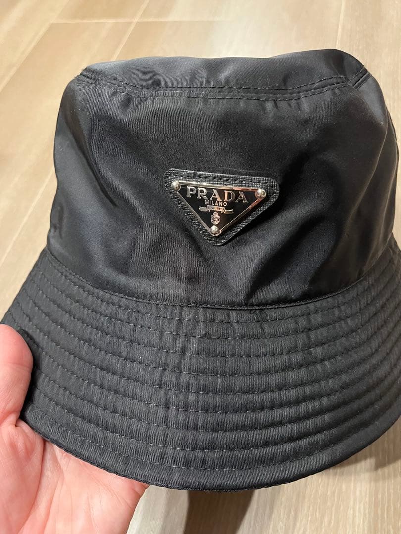 【かりこ】PRADA ブラック バケットハット