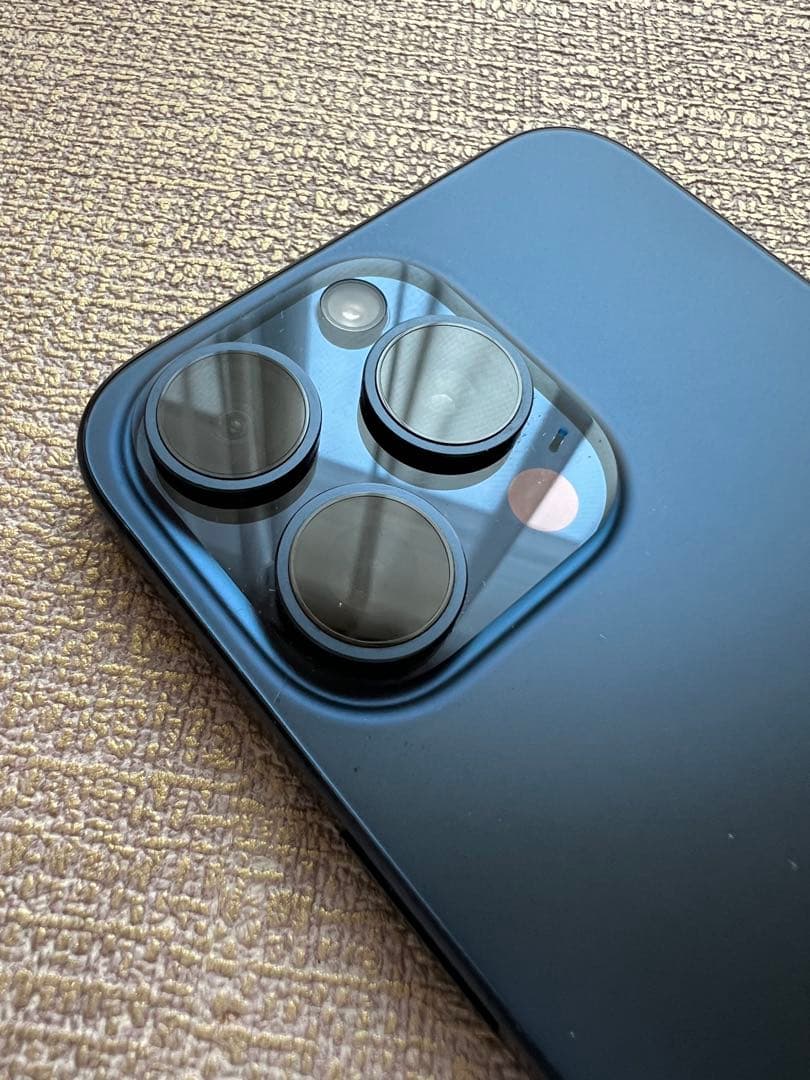 iPhone 15 Pro MAX 256GB 本体