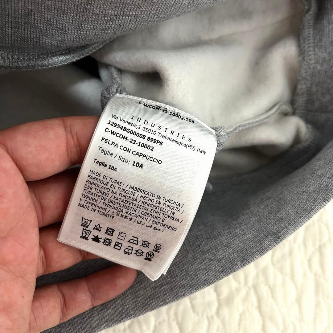 現行新品タグ付き　MONCLER グレー　スウェット　パーカー　10A