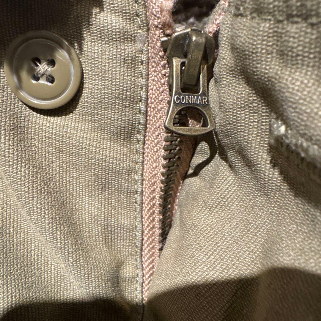 (後期型、タン/カーキ色)