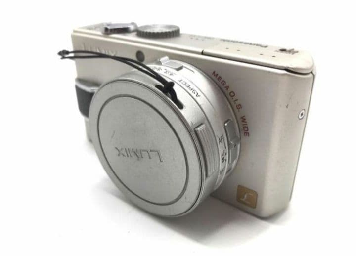 パナソニック コンパクトデジカメ LUMIX　DMC-LX2