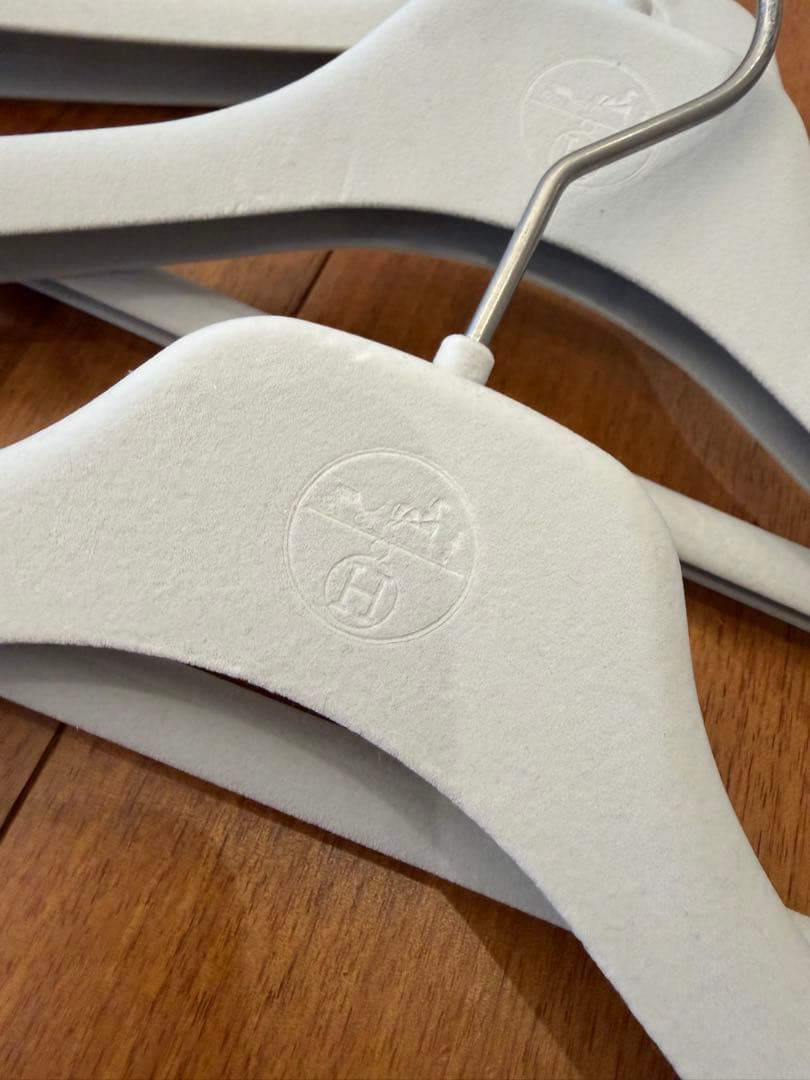 【エルメス】ハンガー50本セット