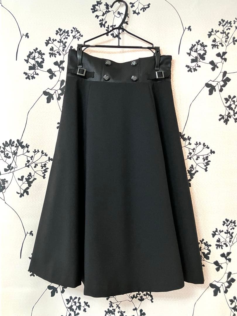 クリーニング済 エルアンノワール ブラックショートジャケットハイウエストスカート