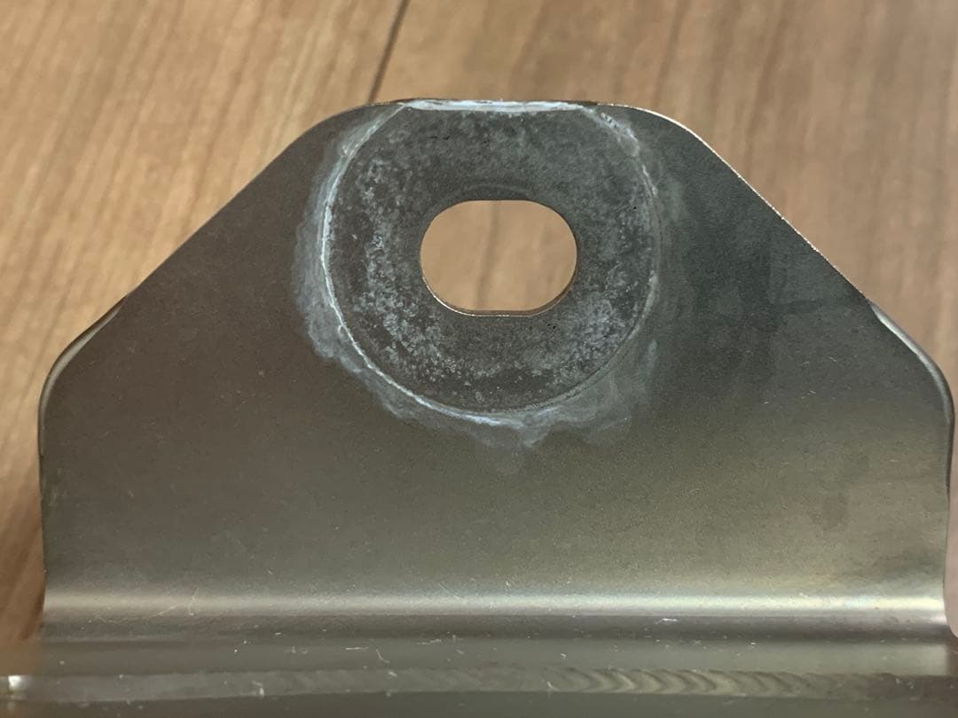 アクラポビッチ スリッポンマフラー