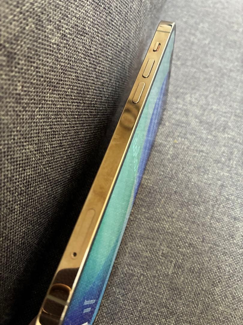 iPhone12 Pro 【背面ひび割れ】