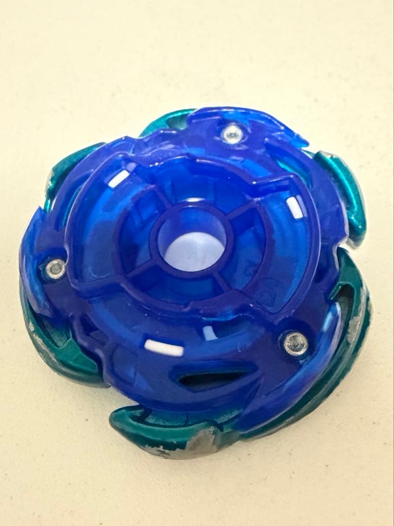 エアロペガサス　タカラトミー　ベイブレードx