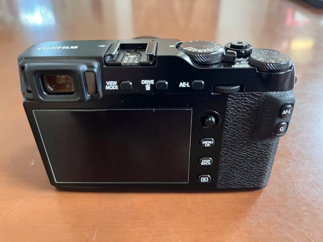 デジタルカメラ Fujifilm X-E3 + 7Artisans 25mm f/1.8