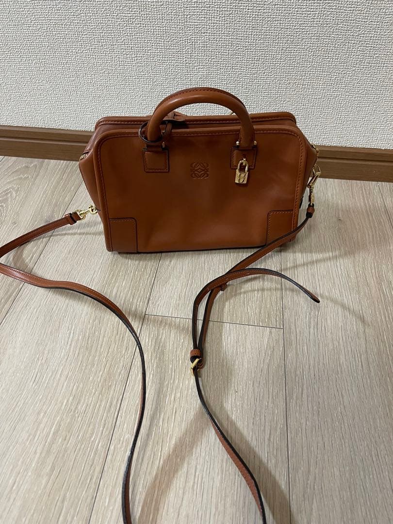 LOEWE AMAZONA 23 BAG ブリックレッド　中古