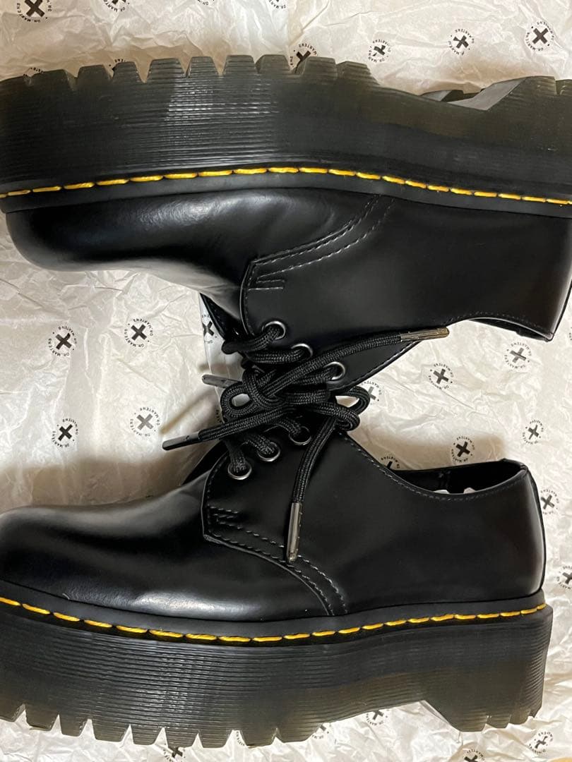 Dr.martens ドクターマーチン　QUAD 3 ホール シューズ ブラック
