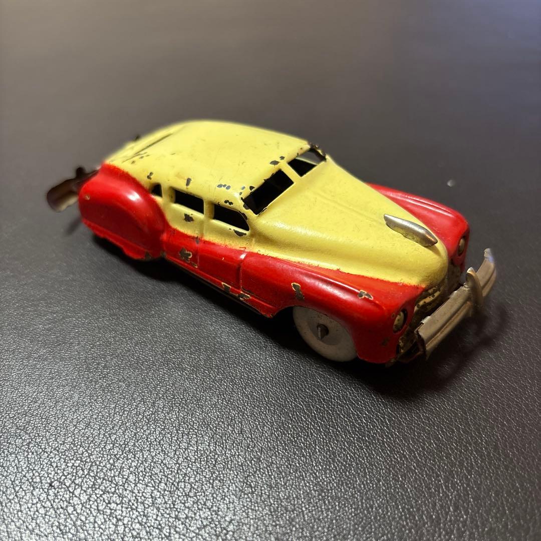 シ*ン様 ブリキのミニカー　ジャンク品扱い