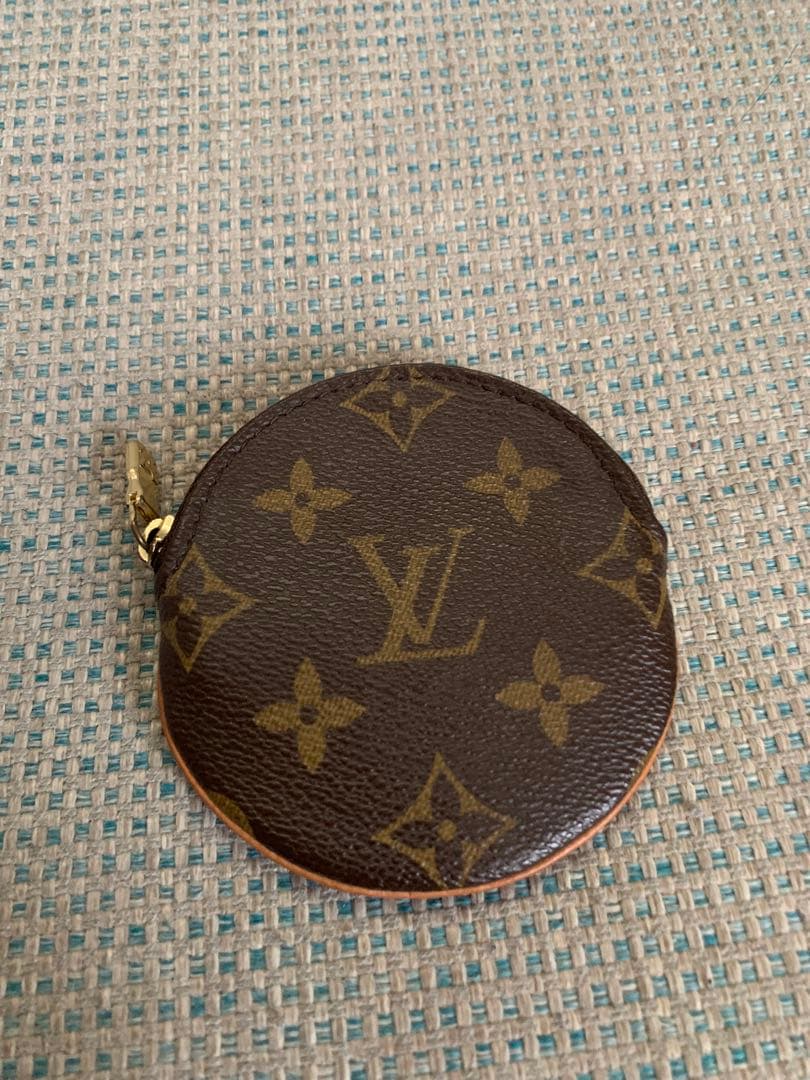 Louis Vuitton モノグラム ケース 本日のみの金額となります❗️